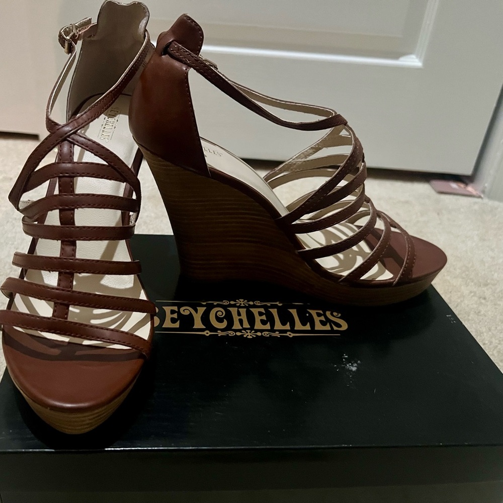 Seychelles Chestnut Strappy Wedges